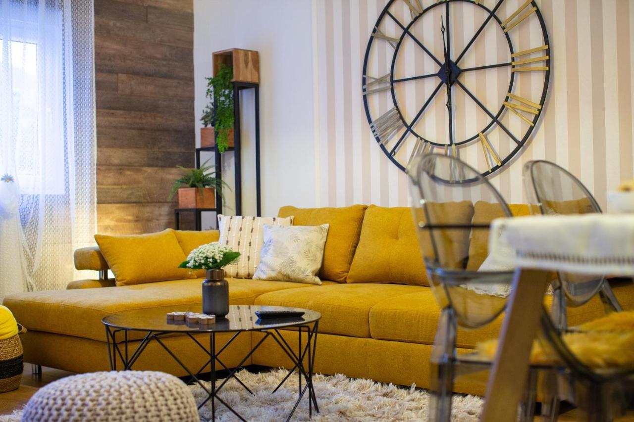 Apartments Dubra Komiža Екстериор снимка