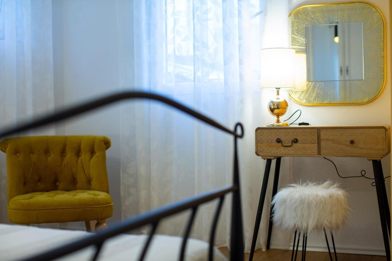 Apartments Dubra Komiža Екстериор снимка