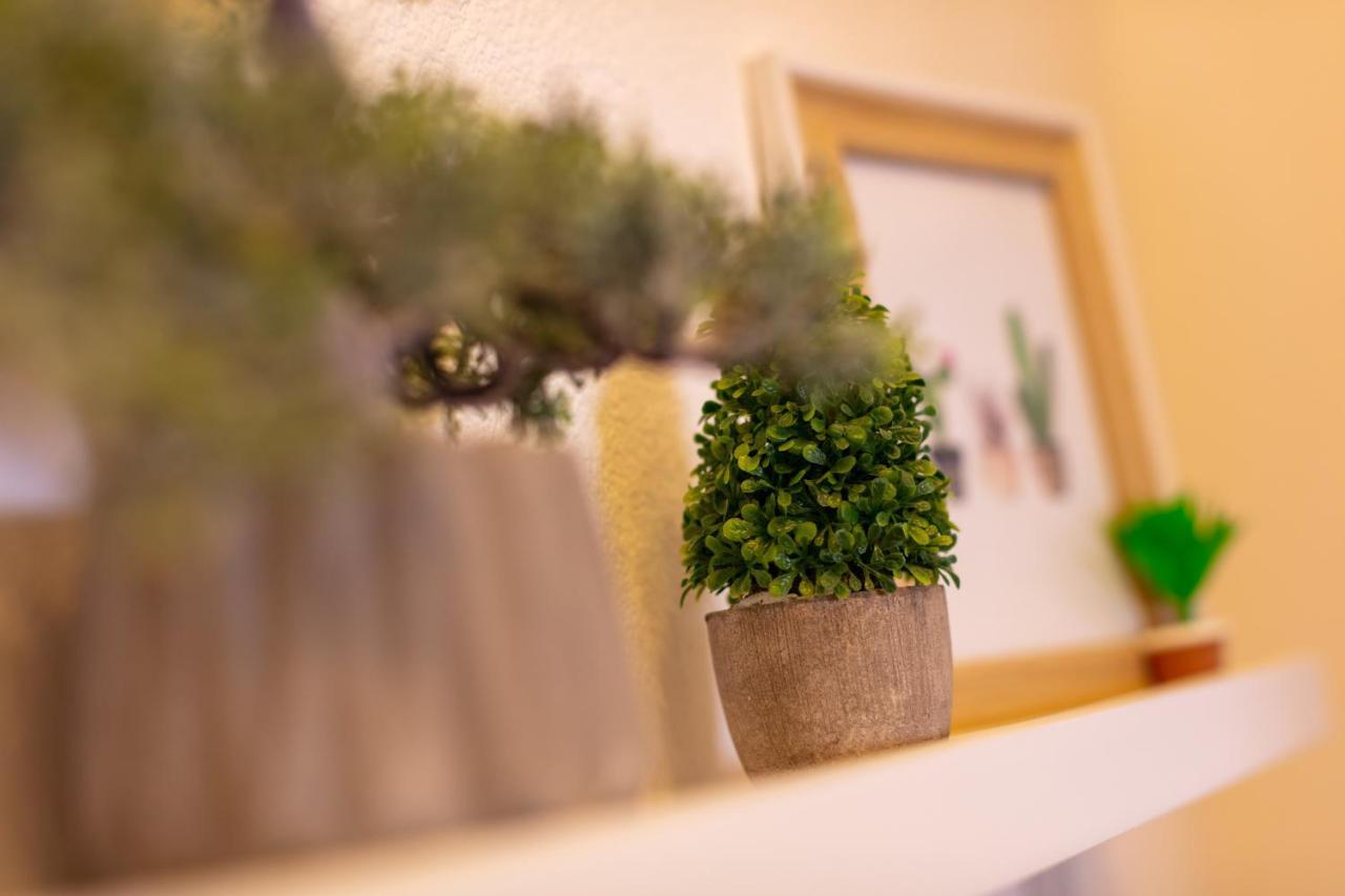 Apartments Dubra Komiža Екстериор снимка