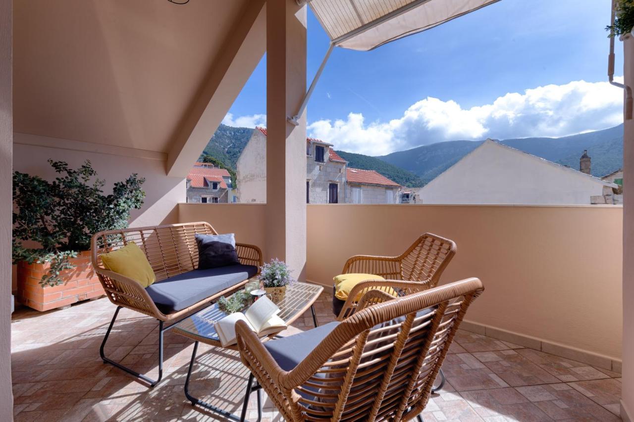 Apartments Dubra Komiža Екстериор снимка